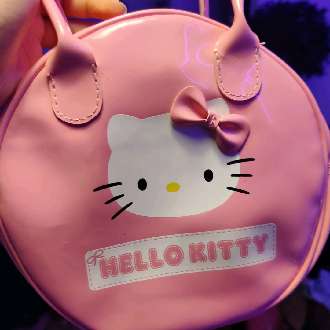 Hello Kitty Kassi