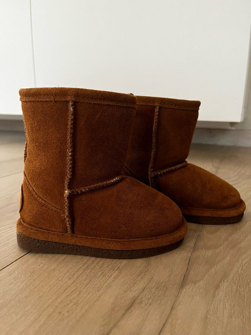 «Uggs»