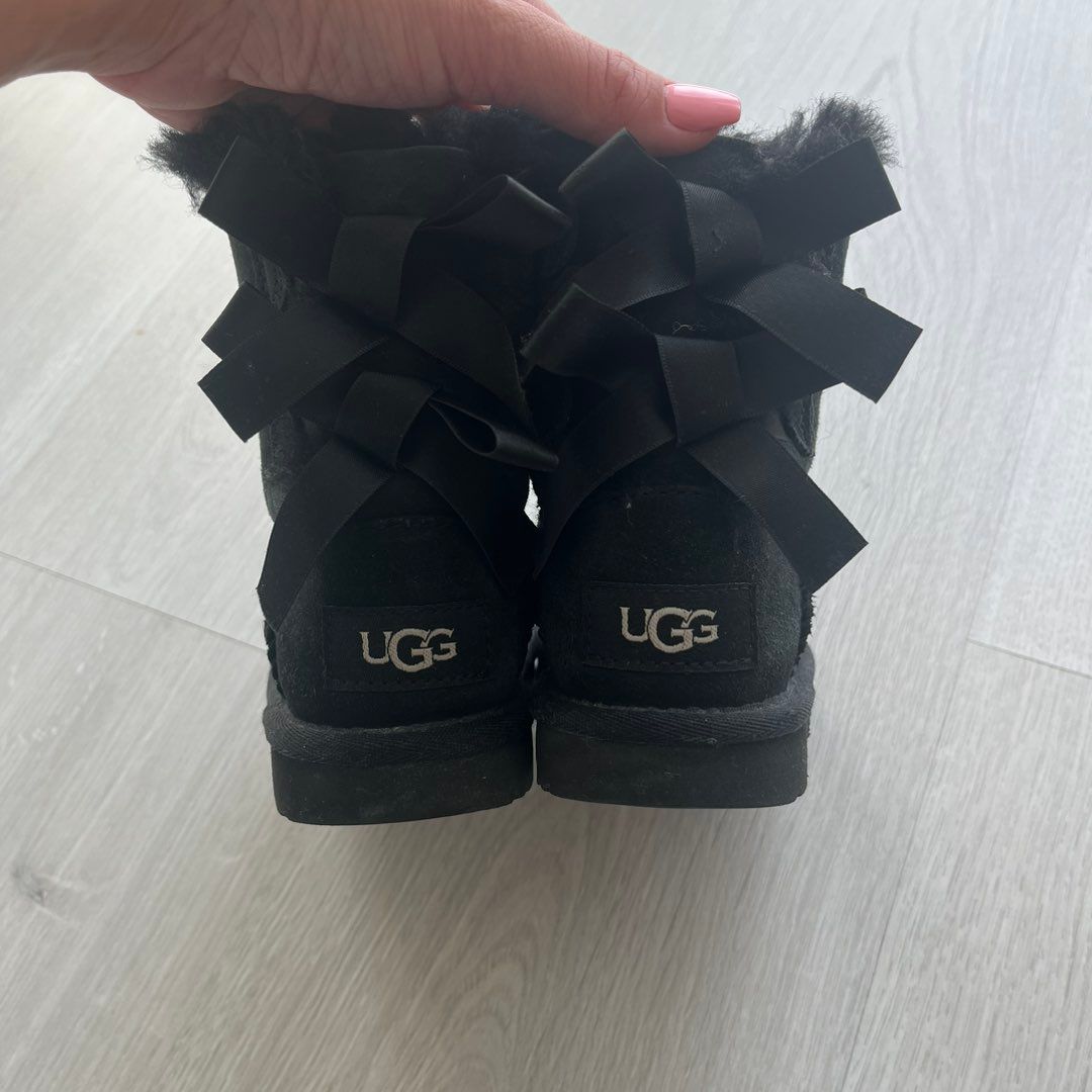 Ugg