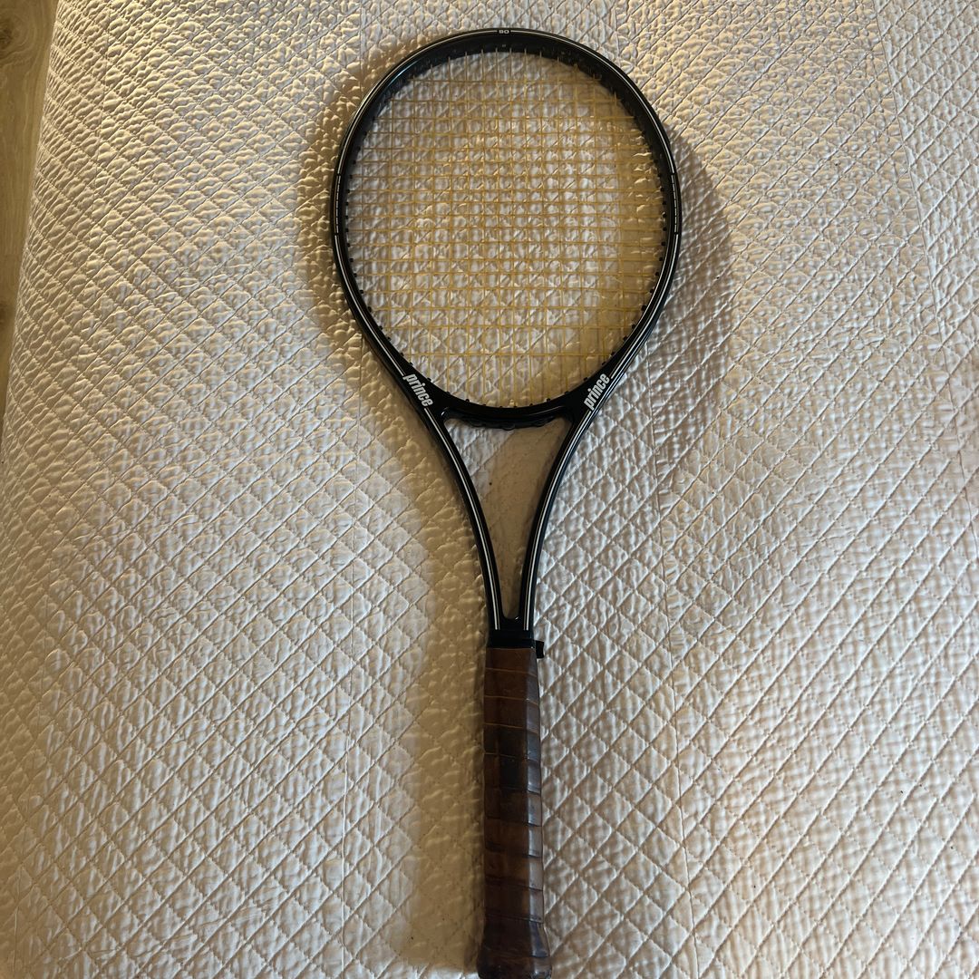 Tennis racket