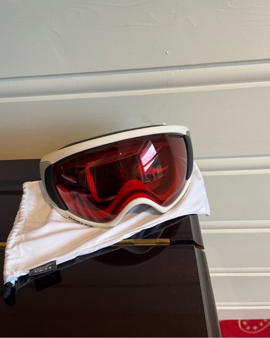 Oakley canopy