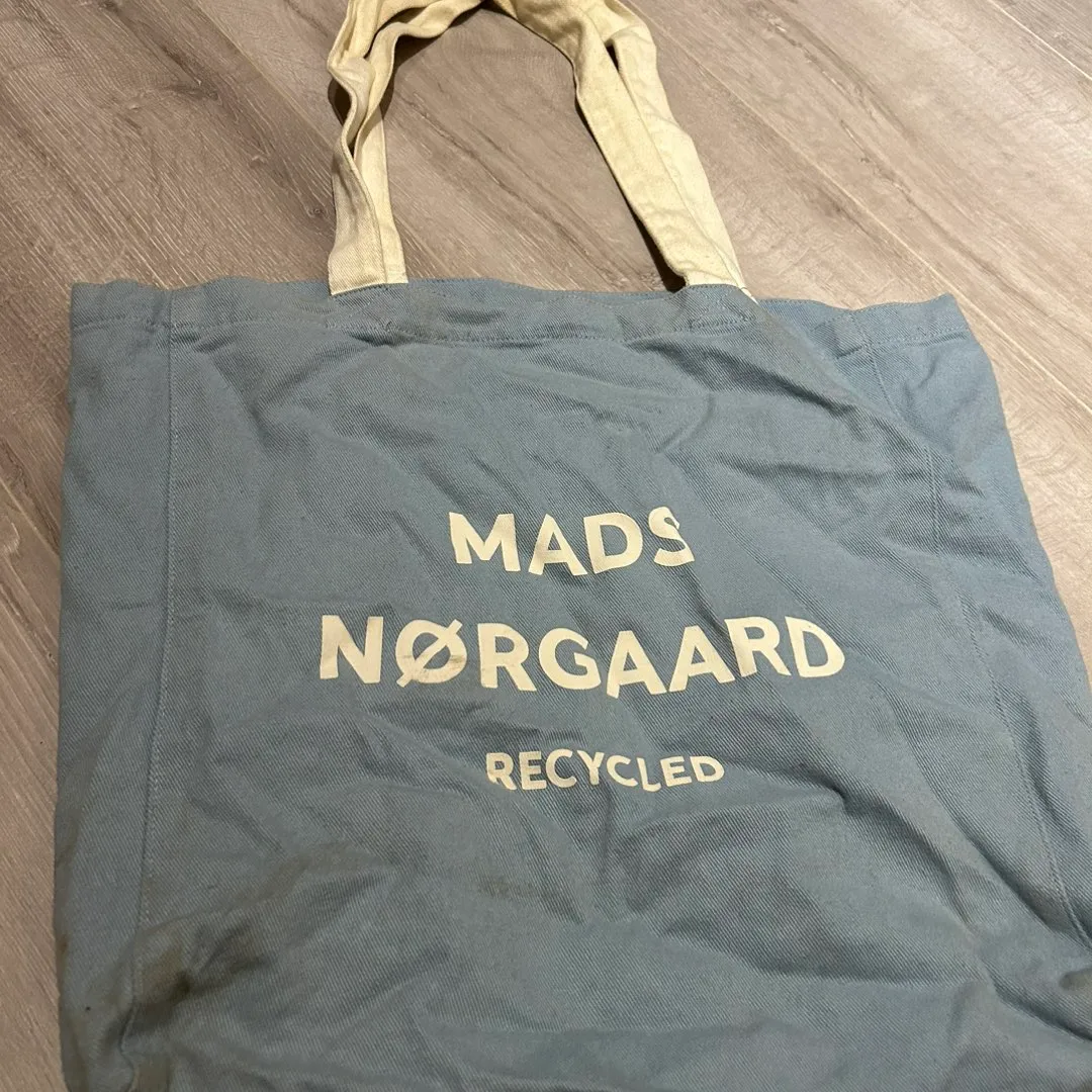 Mads Nørgaard net