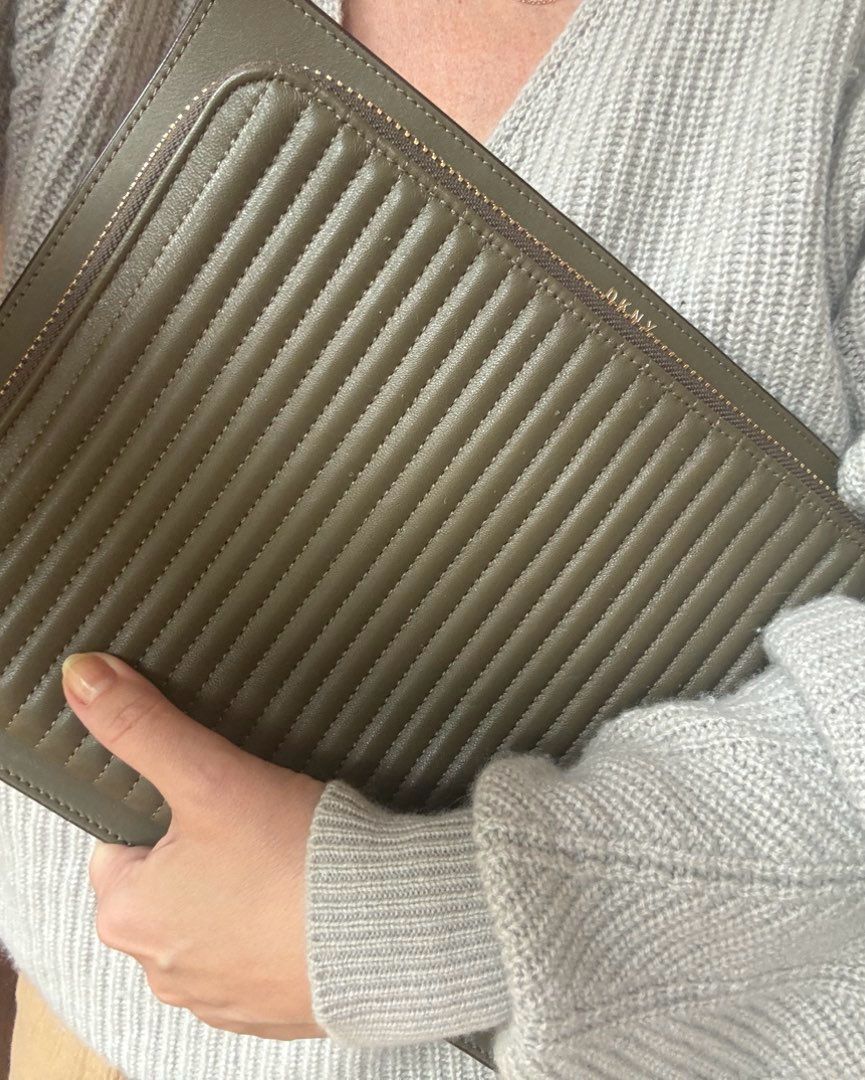 DKNY veske/clutch