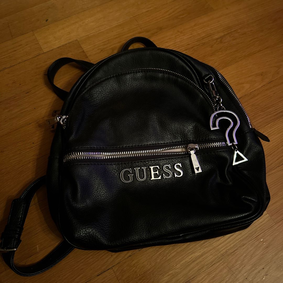 Guess ryggsekk