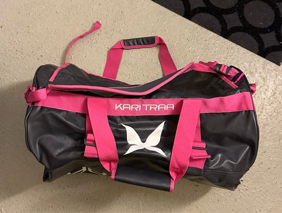 Kari traa bag