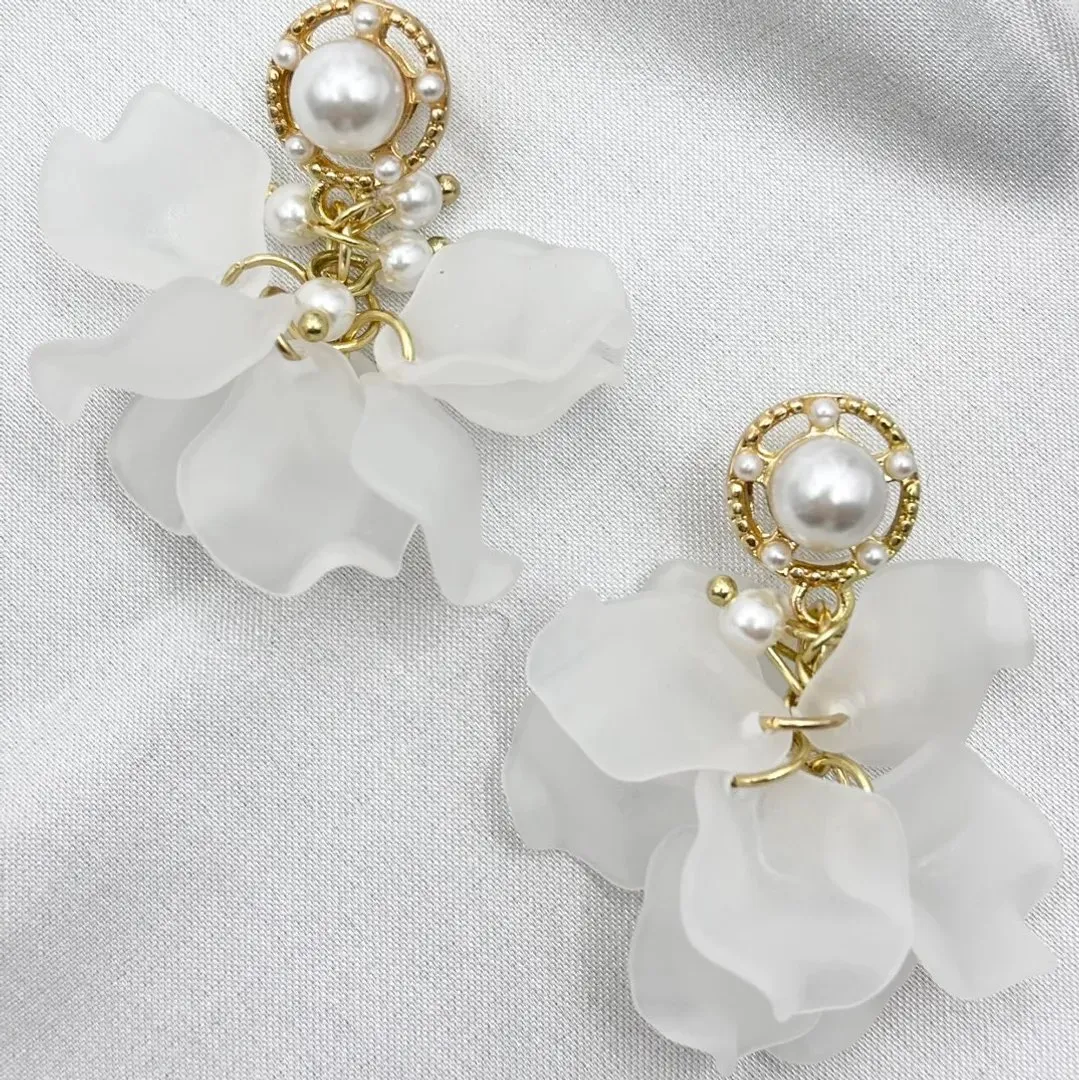 Flower earrings