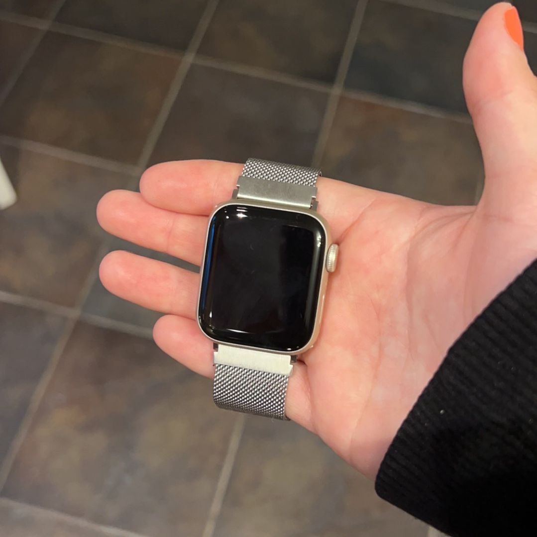 Apple  watch SE