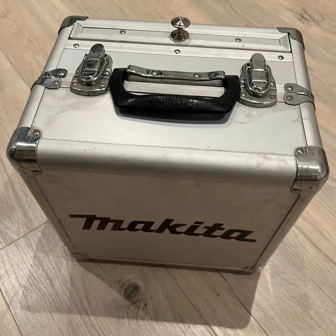 Makita 108V