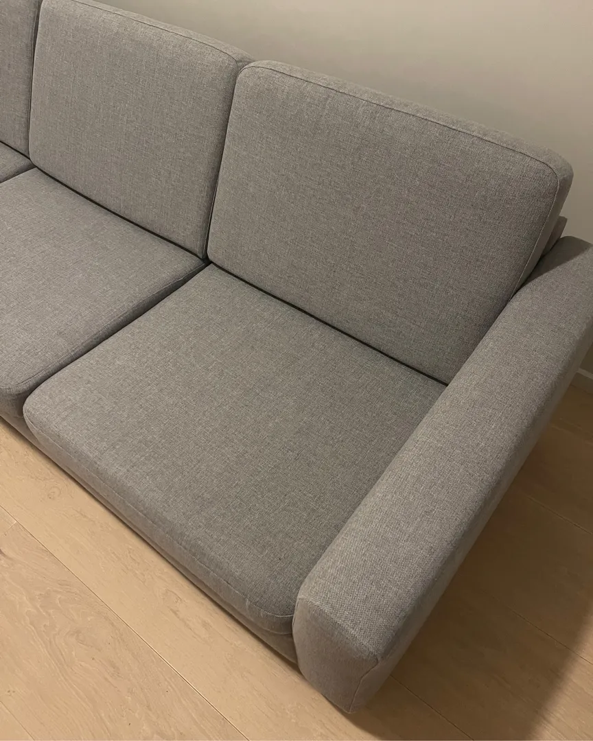 Pent brukt sofa