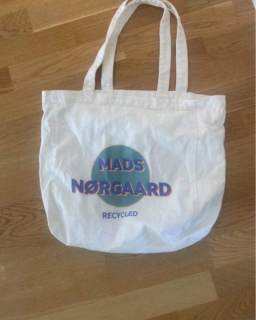 Mads Nørgaard Tote