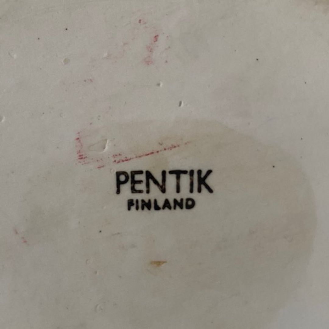 Pentik Halla tekanne