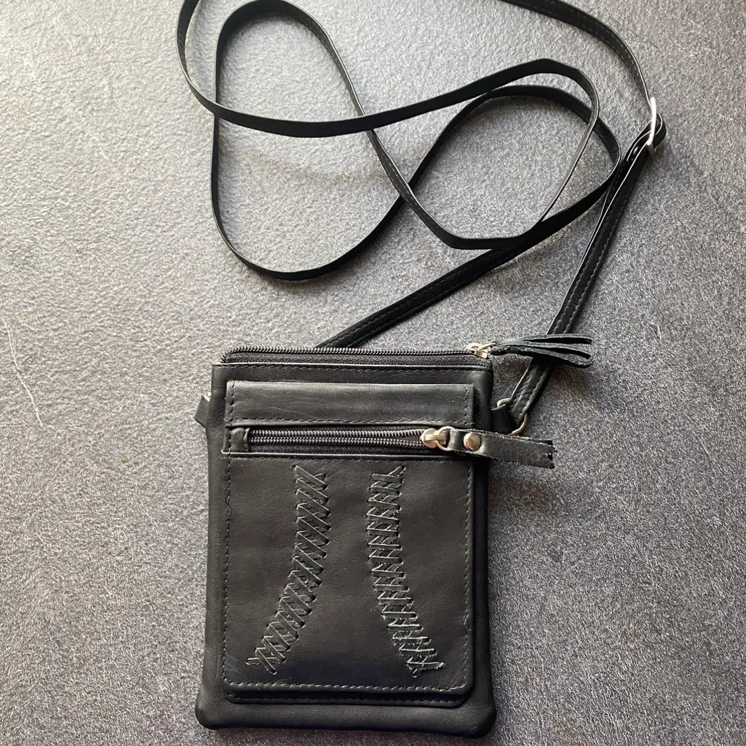 Sort lille crossbody