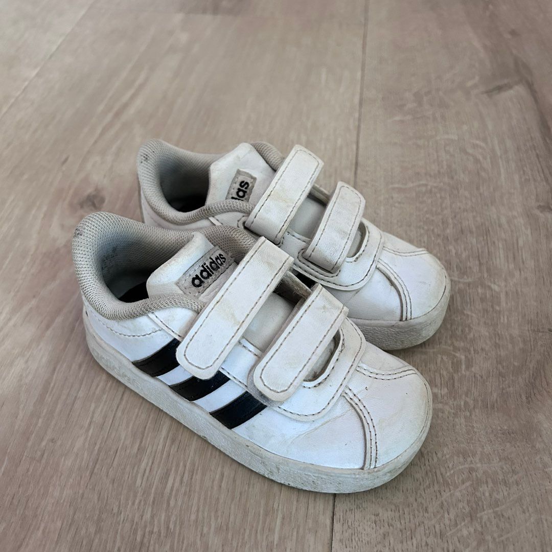 Mini sneakers