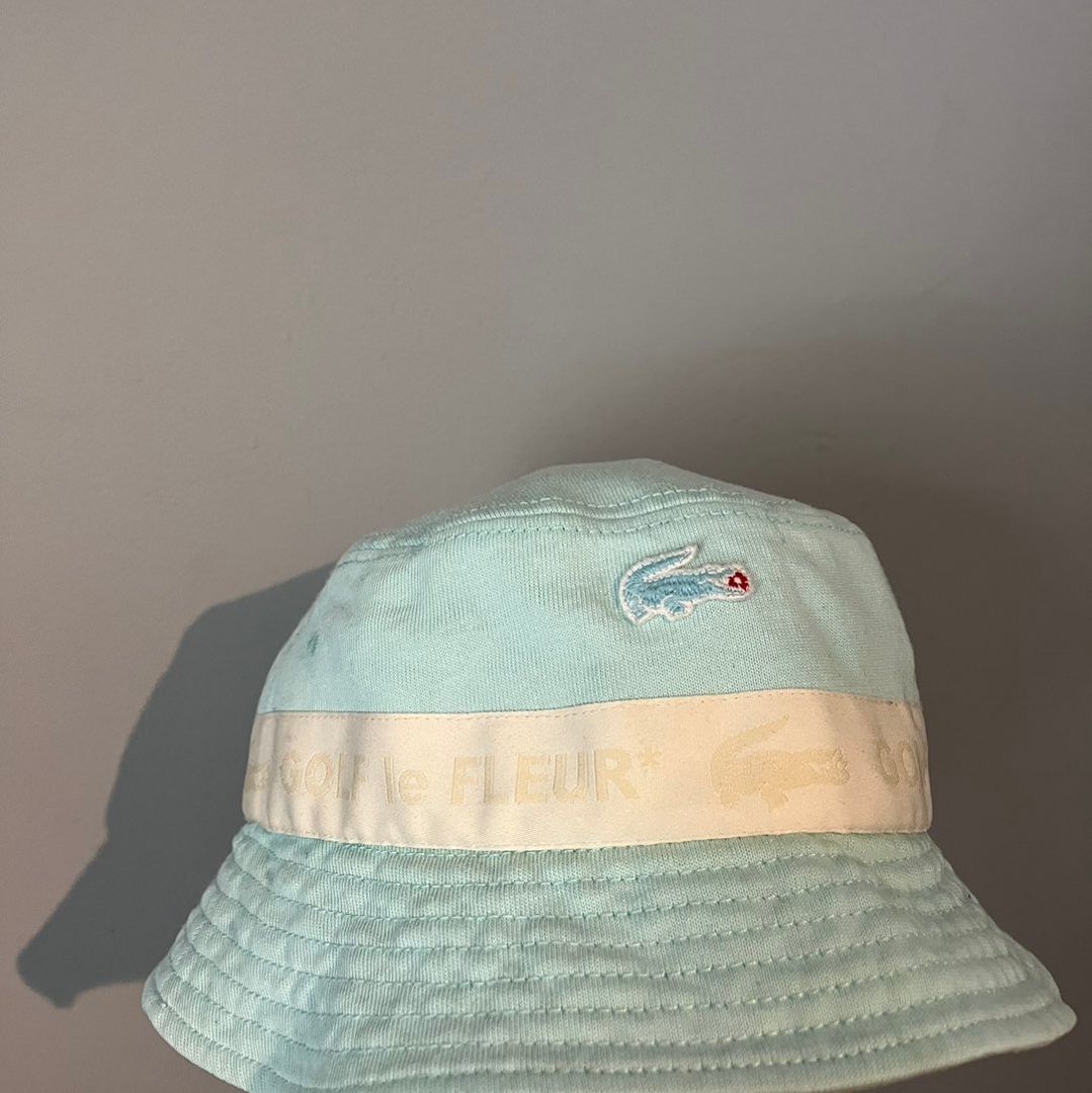 Lacoste bucket hat