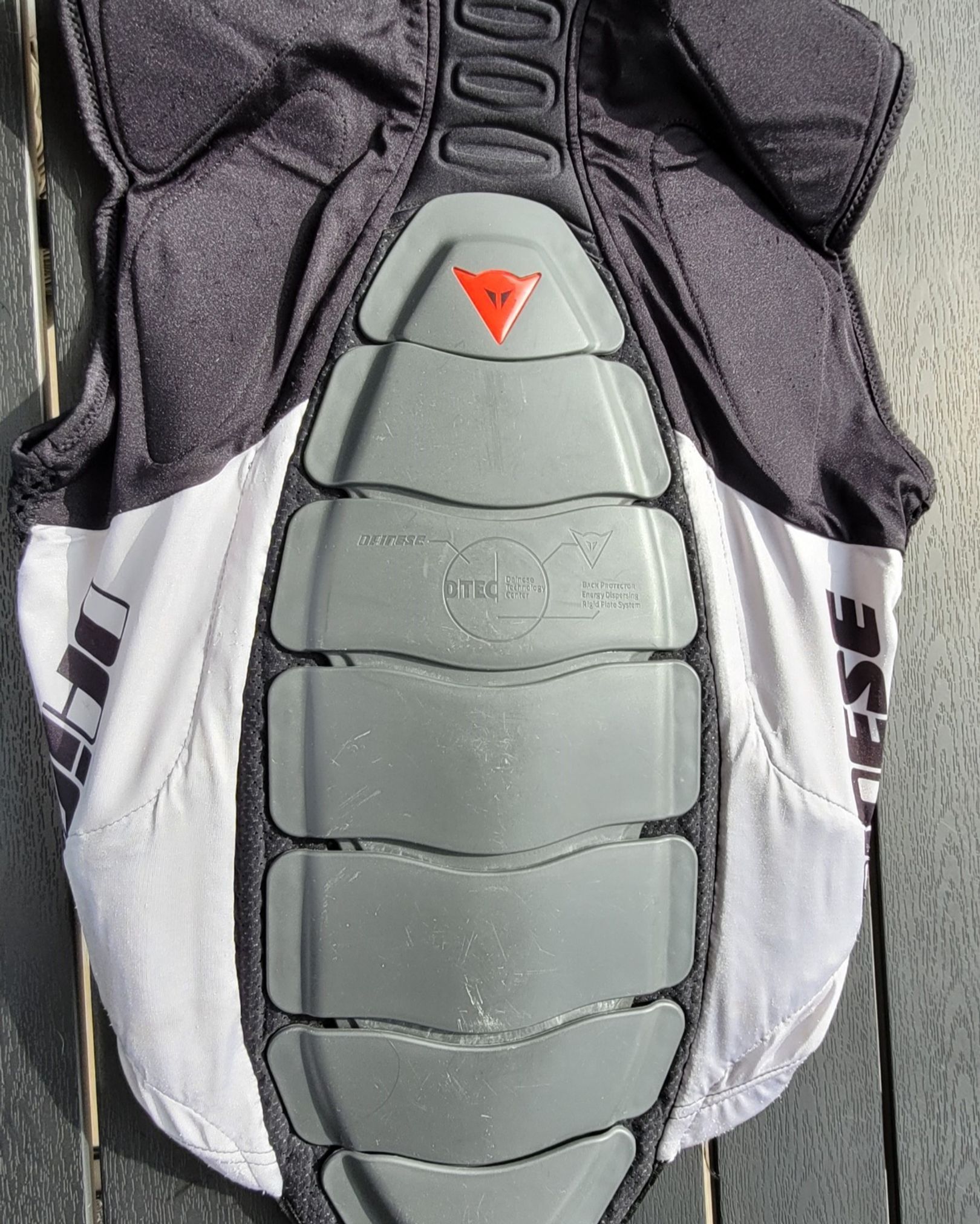 Dainese, koko L