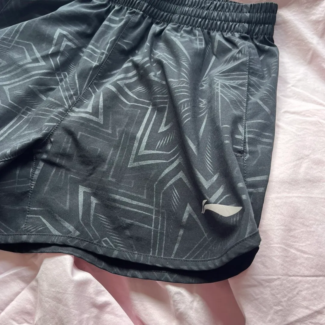 Li-ning shorts