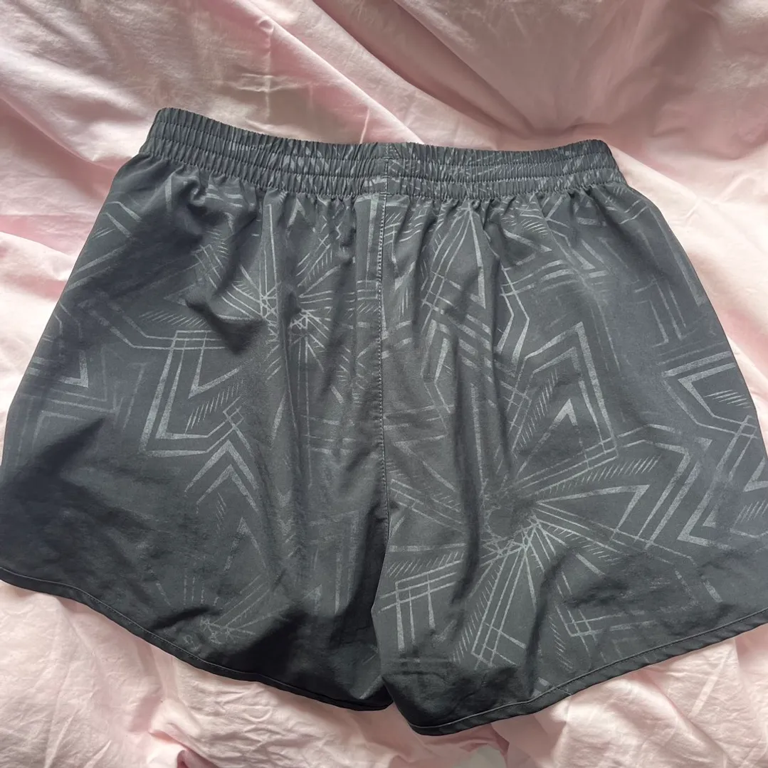 Li-ning shorts