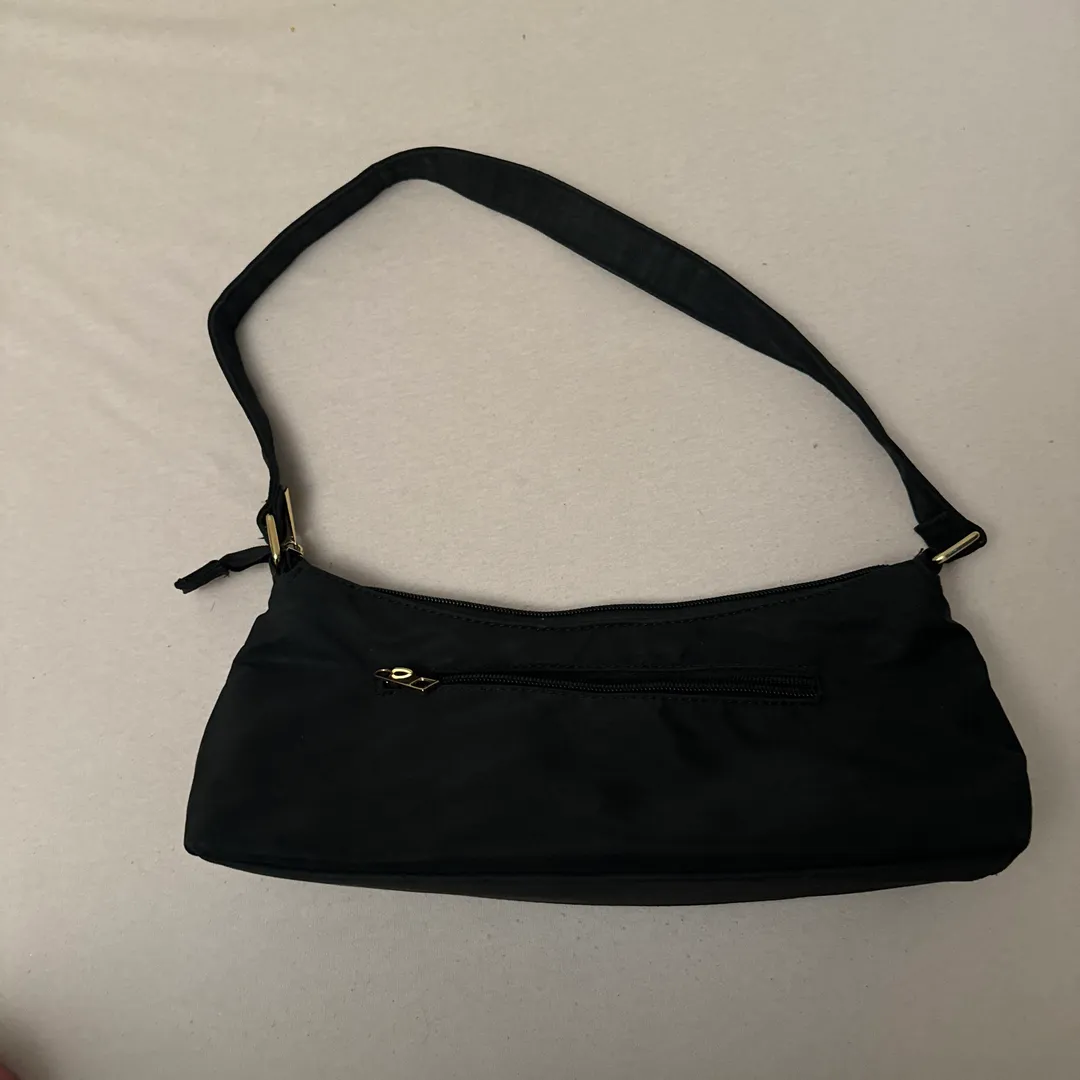 Shoulder bag