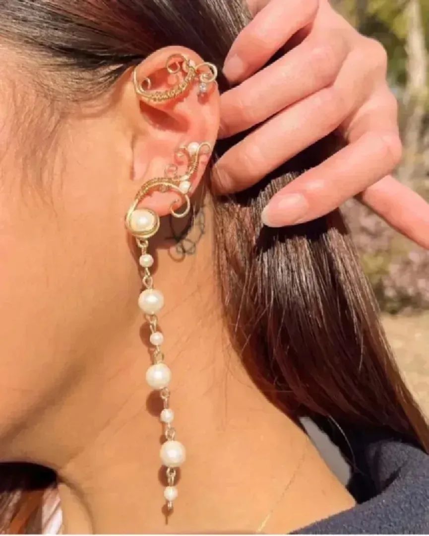 Ear cuff