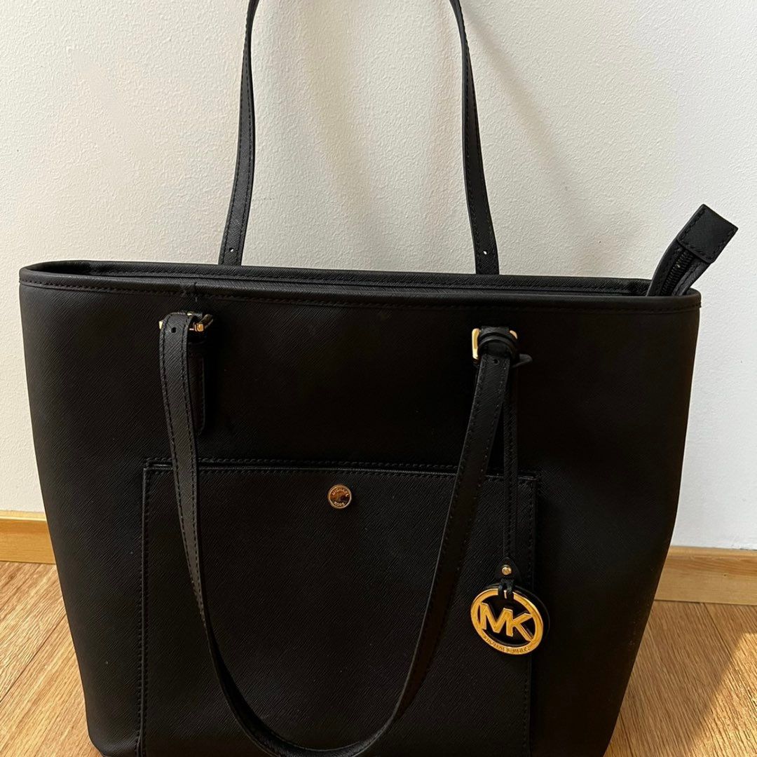 Michael Kors laukku