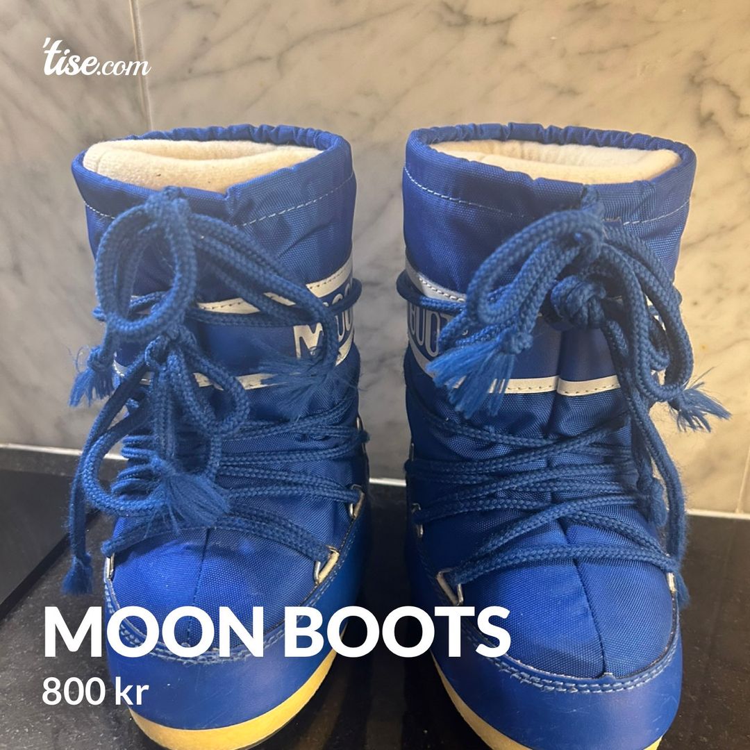 Moon Boots