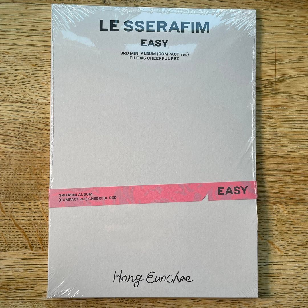 LE SSERAFIM ALBUM