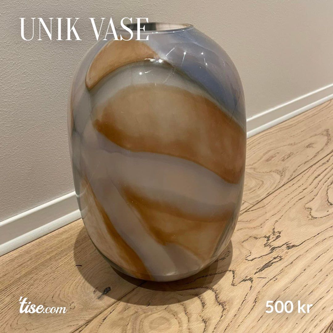 Unik Vase