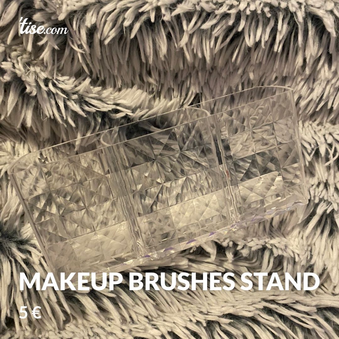 Makeup brushes stand