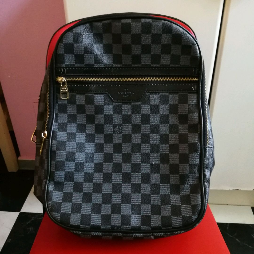 Louis Vuitton Sekk