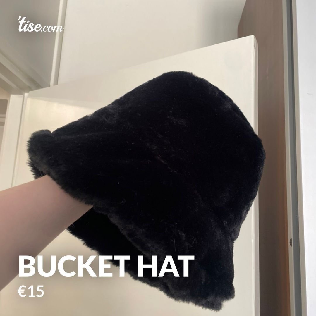 bucket hat