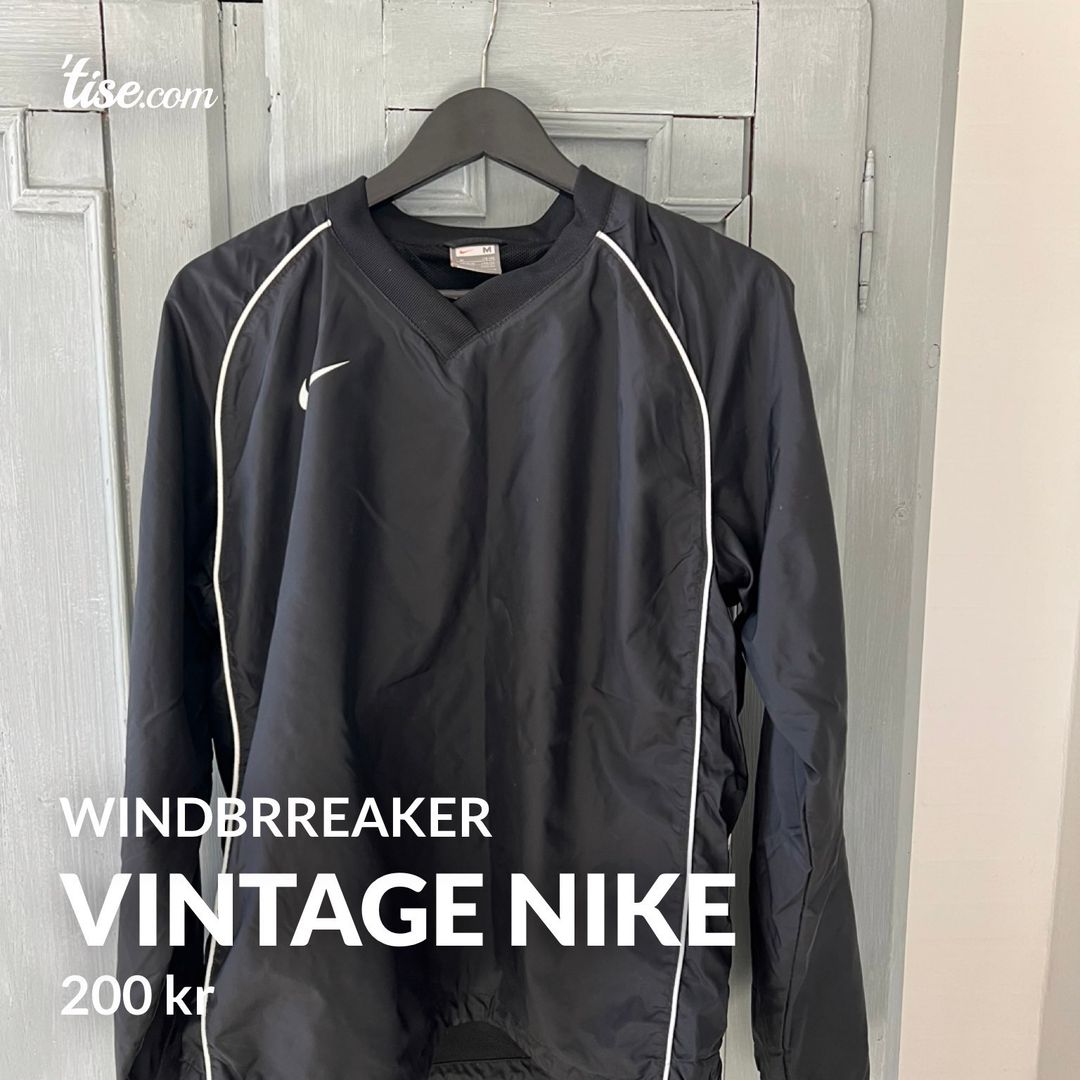 VINTAGE NIKE