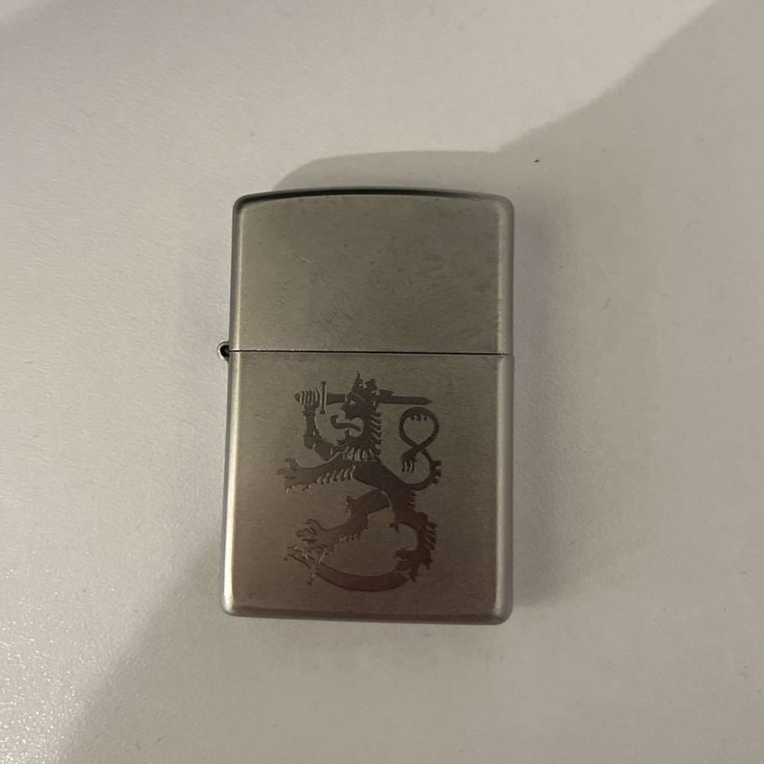 Suomi Leijona Zippo