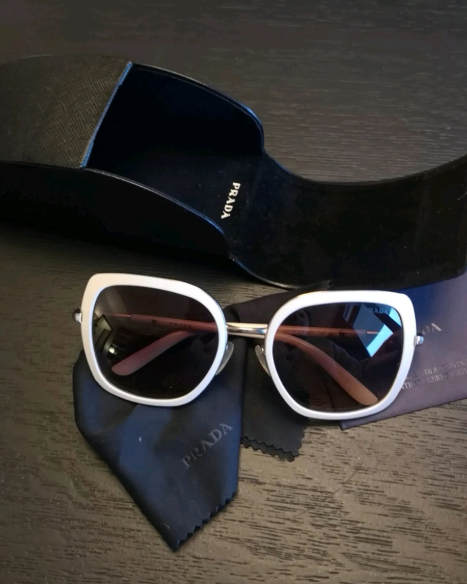 Prada Solbrille