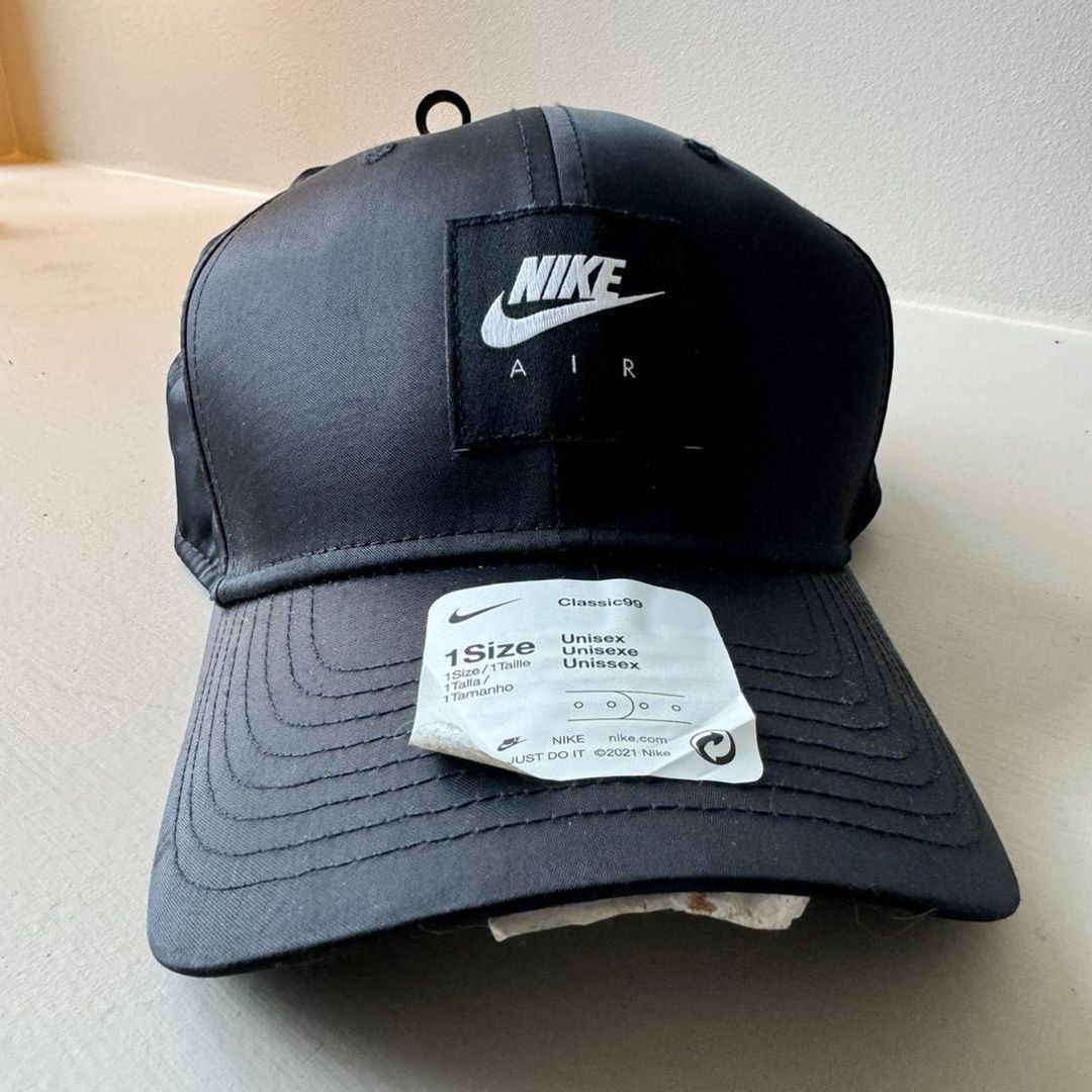 Nike caps