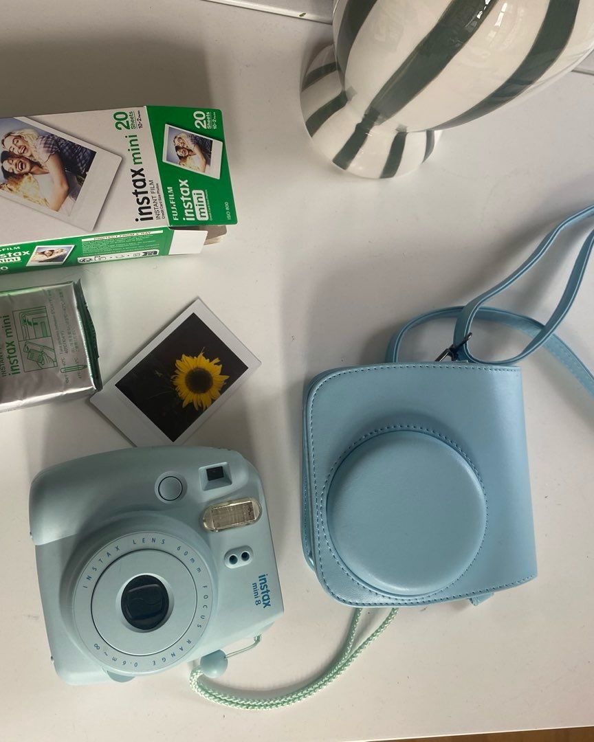 FUJIFILM INSTAX MINI