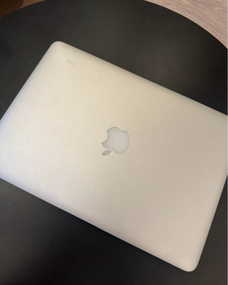 Macbook air (2017)