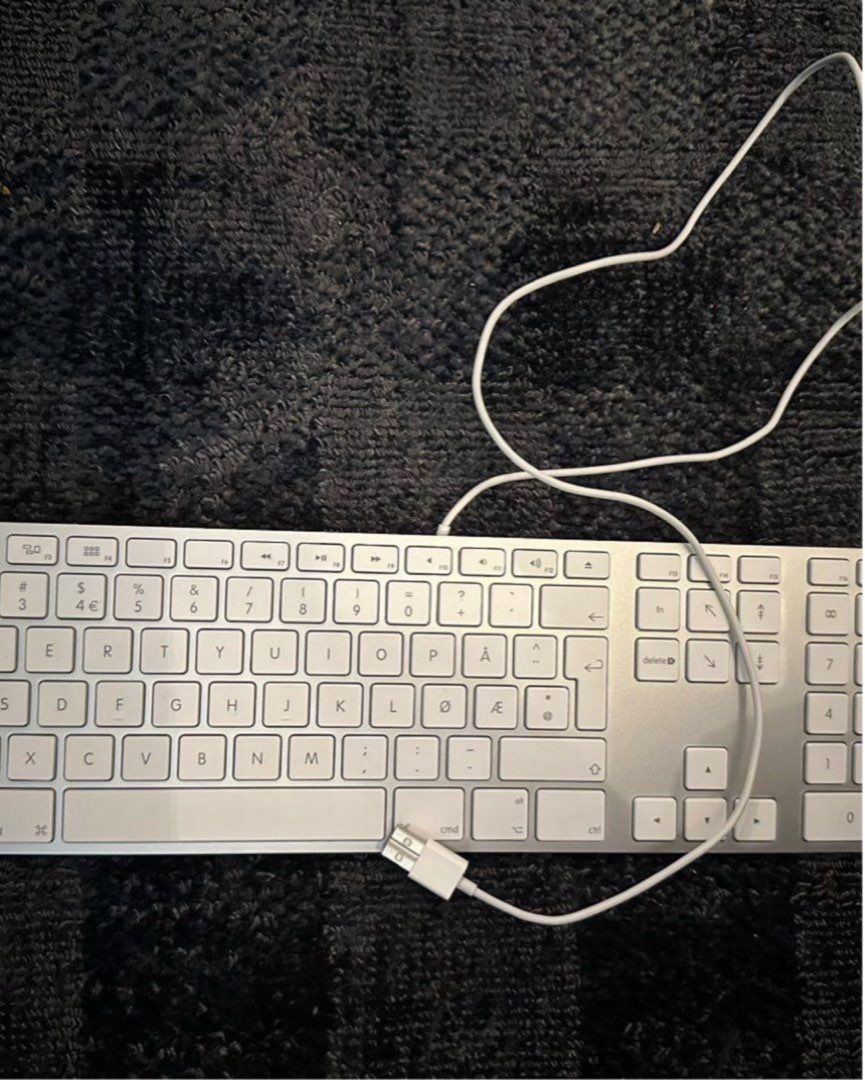 USB keyboard