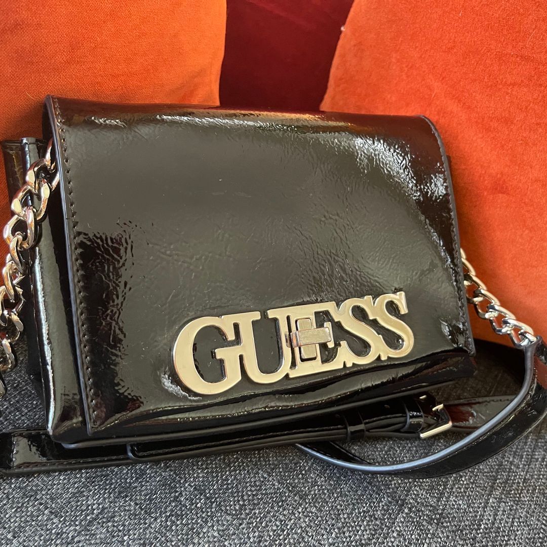 Guess veske