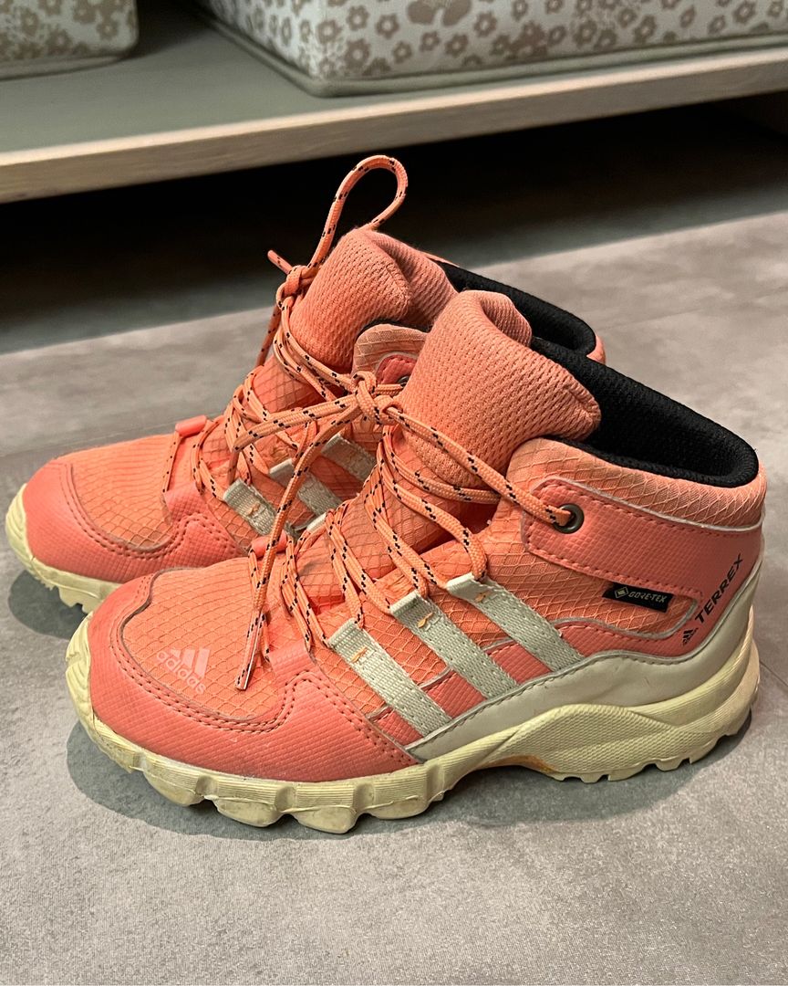 Adidas Gore Tex