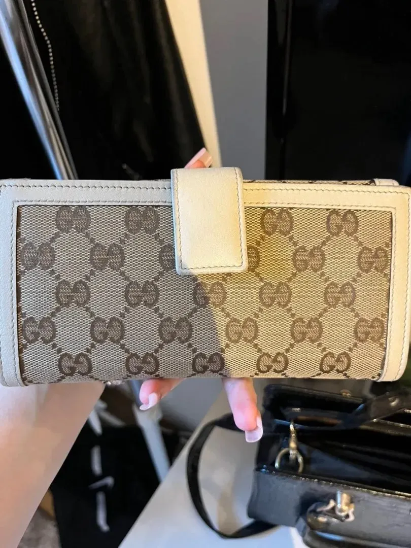 Gucci lompakko