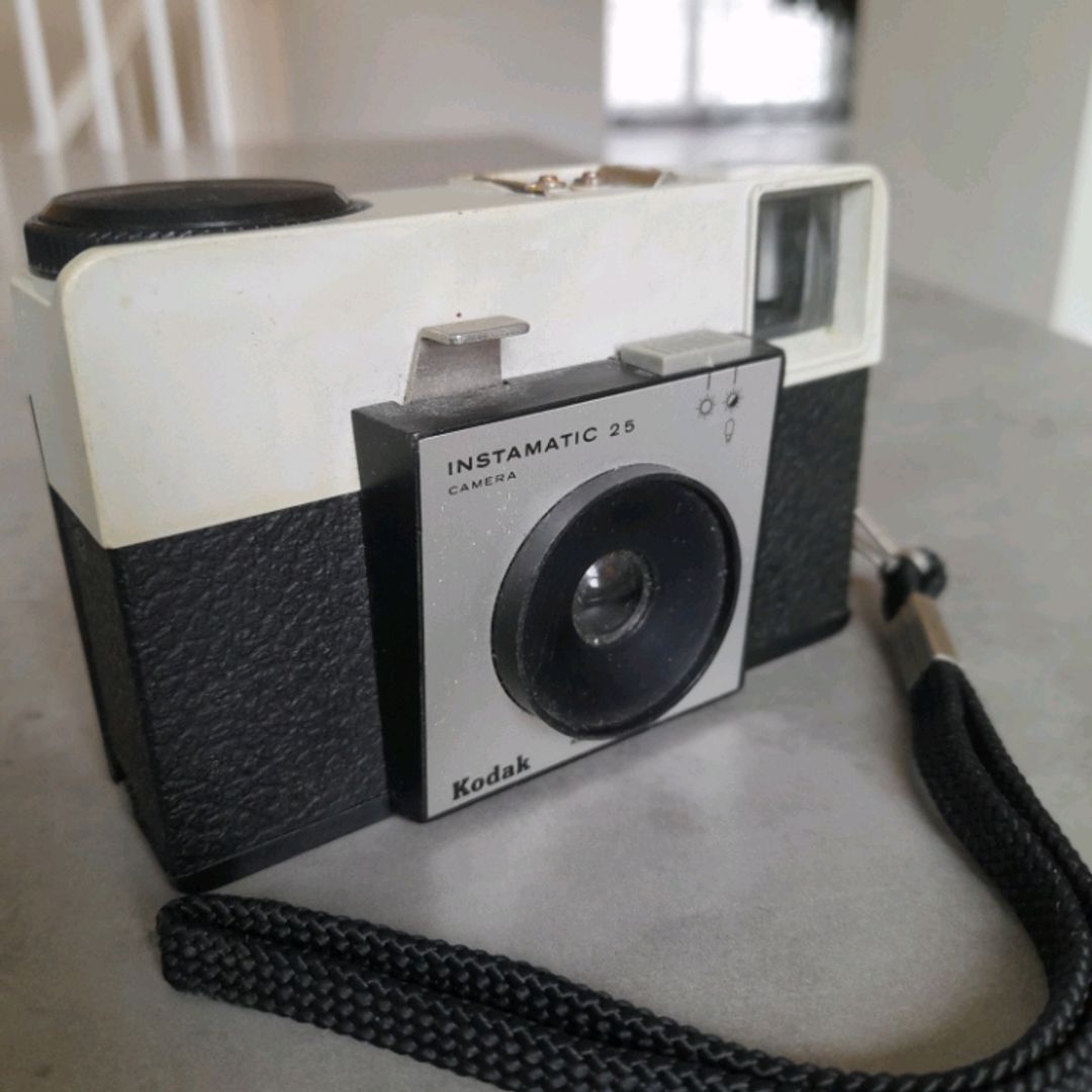 Kodak Instamatic 25