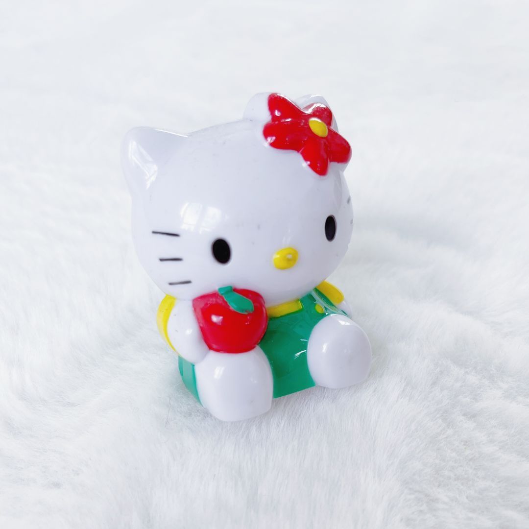 Hello Kitty figurine