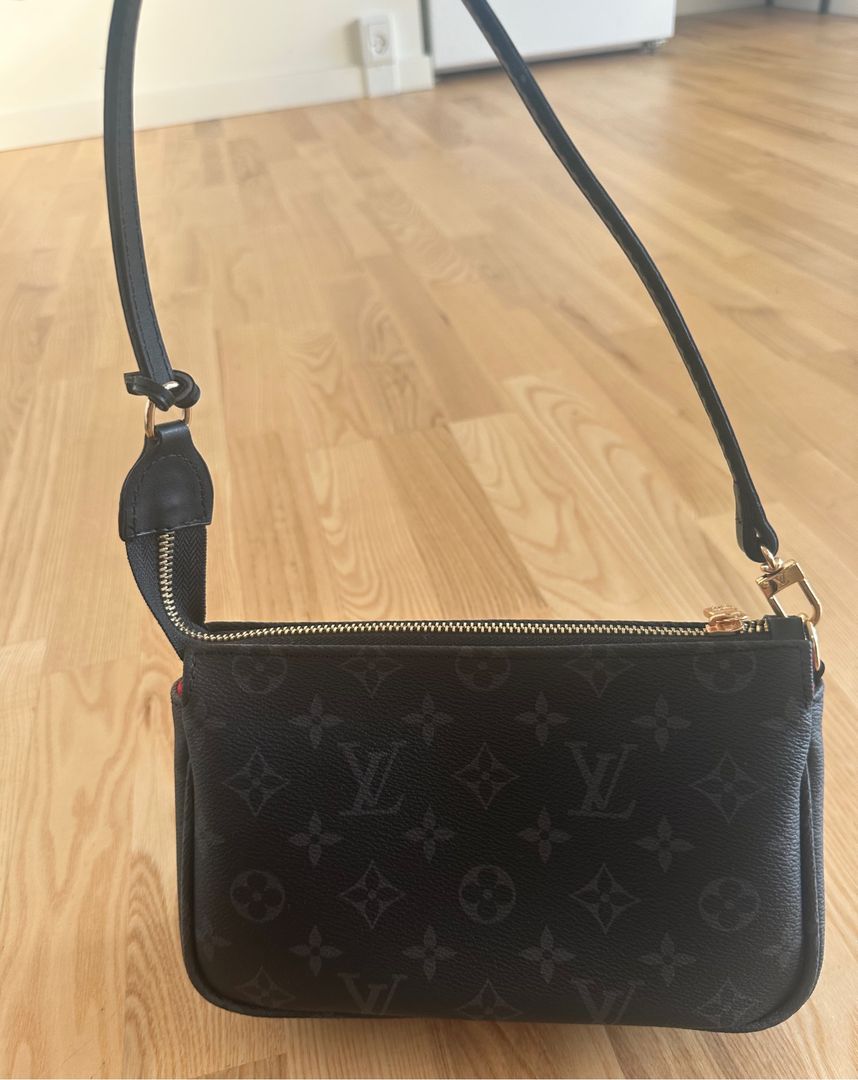 Loui Vuitton