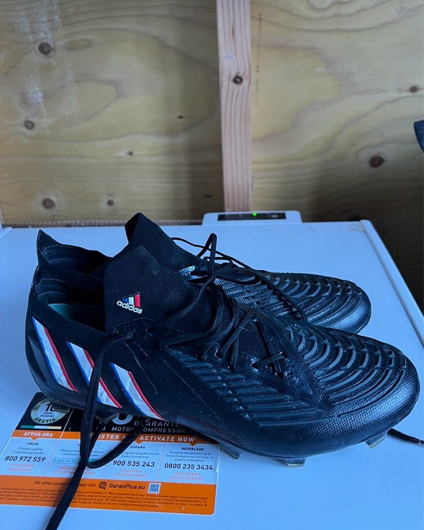 ADIDAS Predator