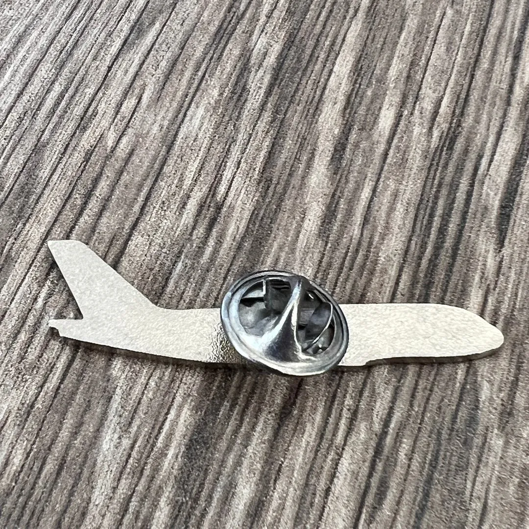 Lufthansa Pin