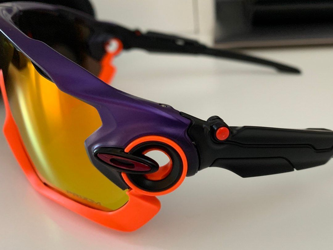 Oakley jawbreaker