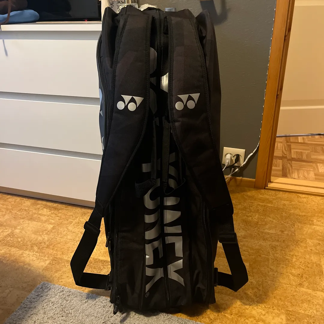 Badminton bag