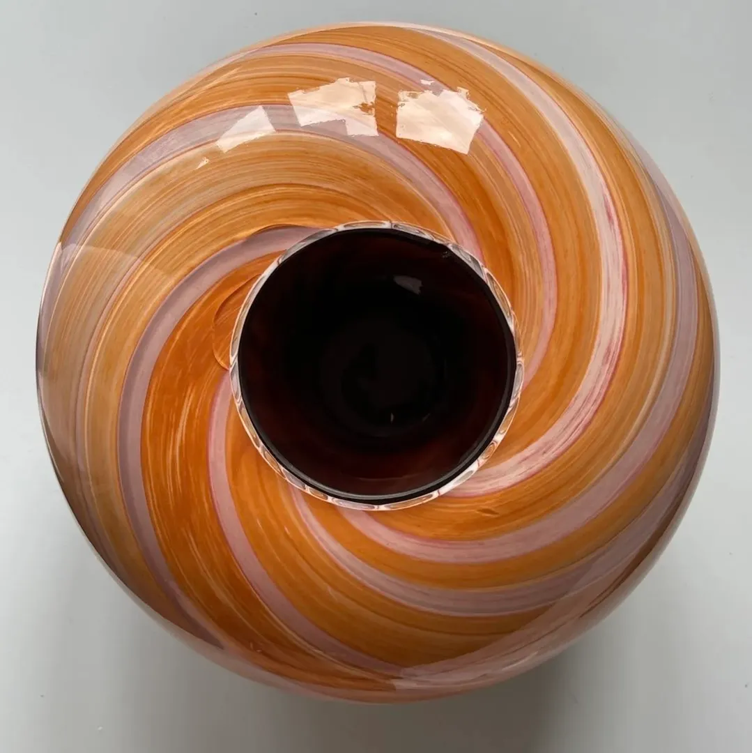 Farverig vase