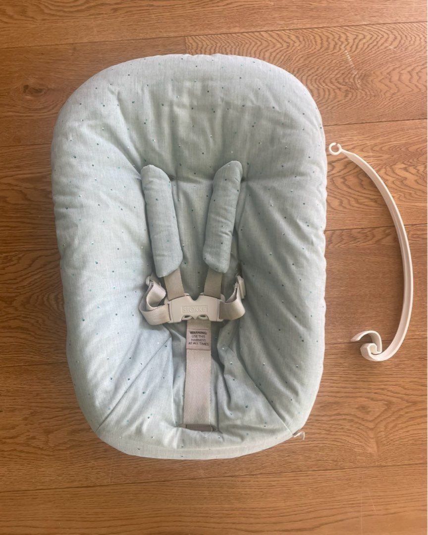 Newborn seat