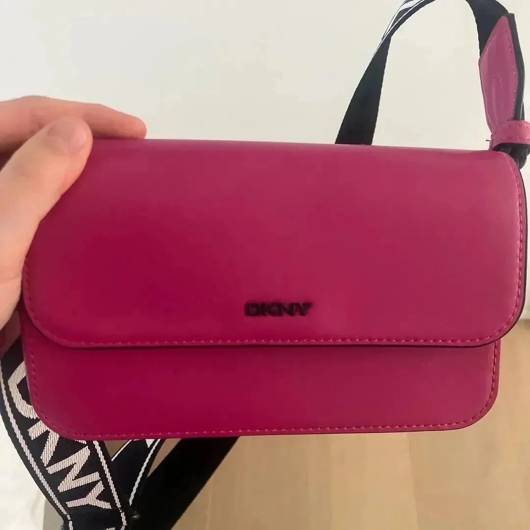 DKNY laukku